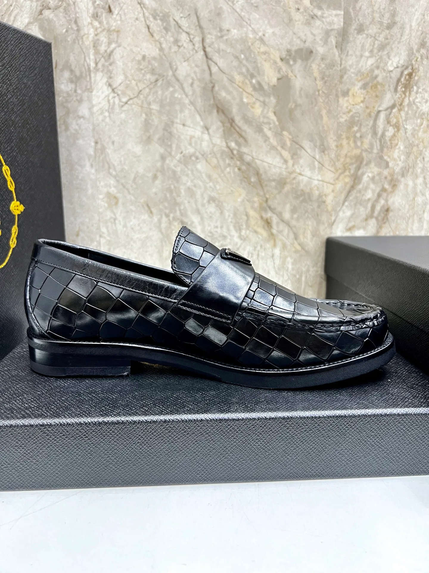 PRADA~ Size: 38-44 (customized 45/46 P: 💰880 P's original official website new high-end men's leather shoes, top-quality original replicas, made of imported open edge beads/calf leather, calf leather breathable lining, original leather outsole!